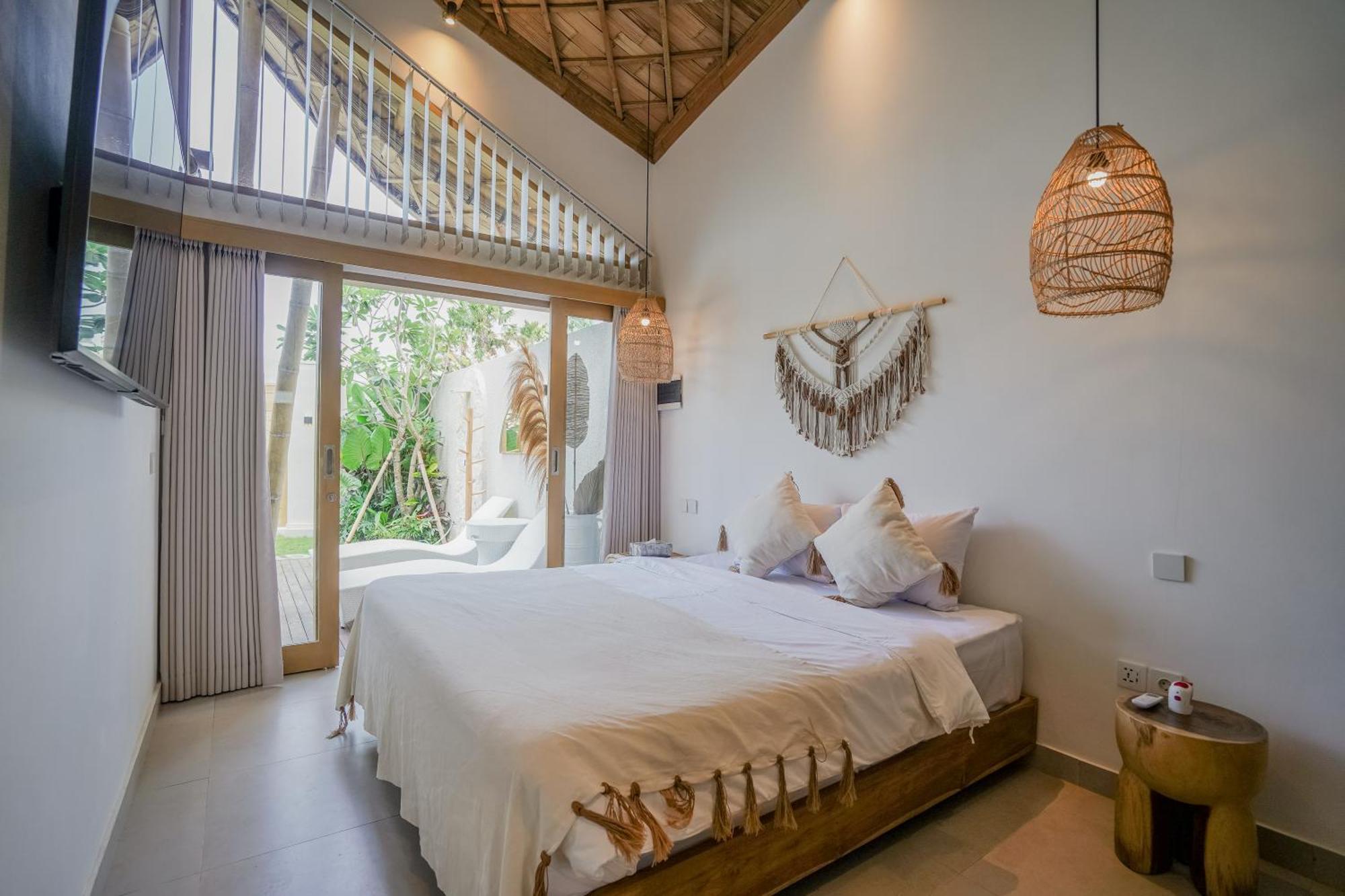 Villa Sunset Bamboo - 3Br Villa In Kerobokan Exterior photo